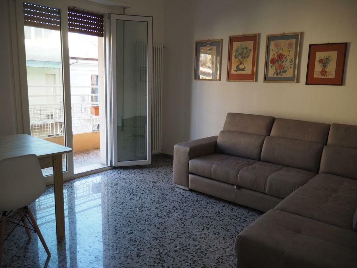 Appartement Casa Chiara à San Benedetto del Tronto Extérieur photo