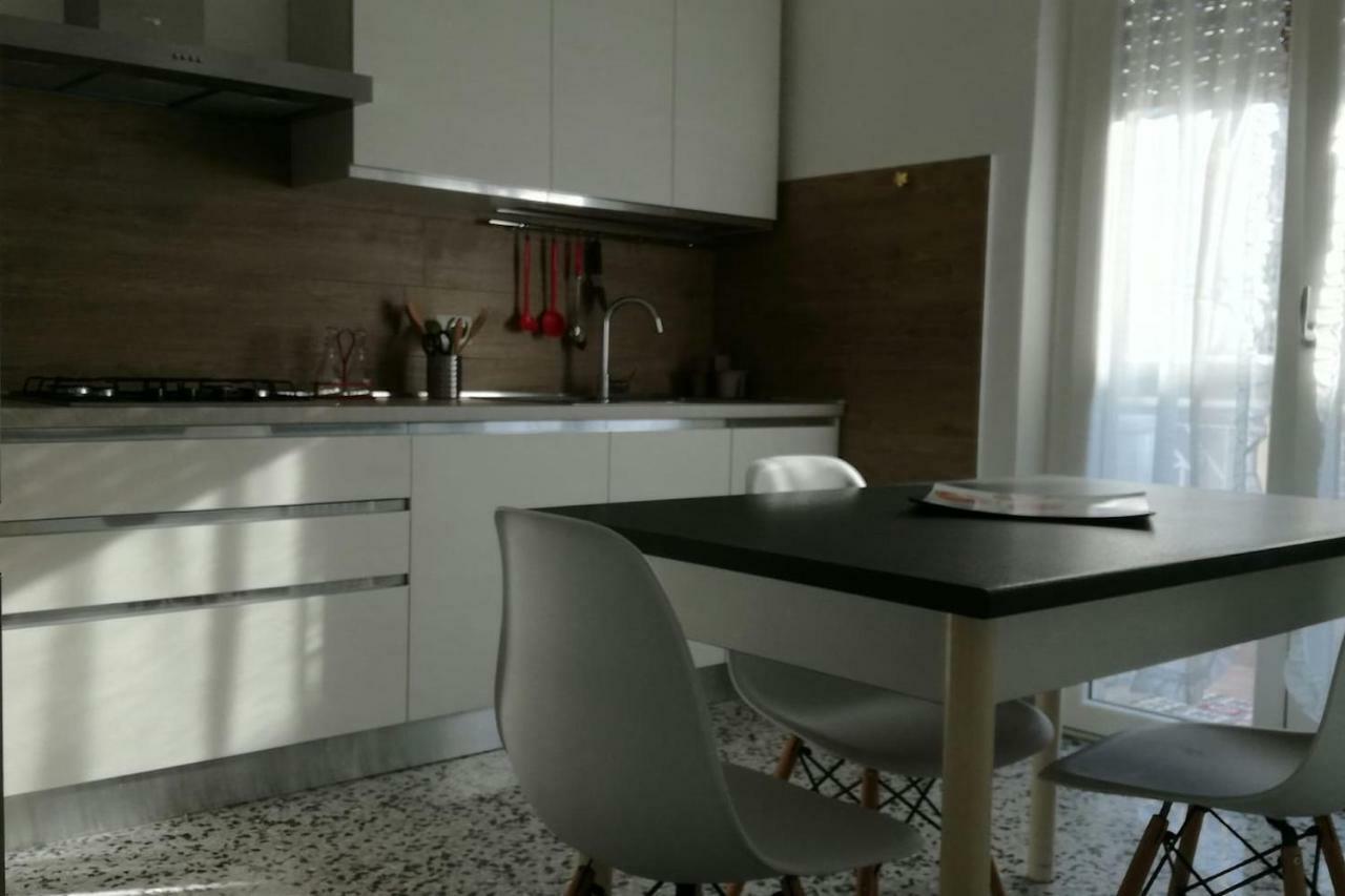 Appartement Casa Chiara à San Benedetto del Tronto Extérieur photo